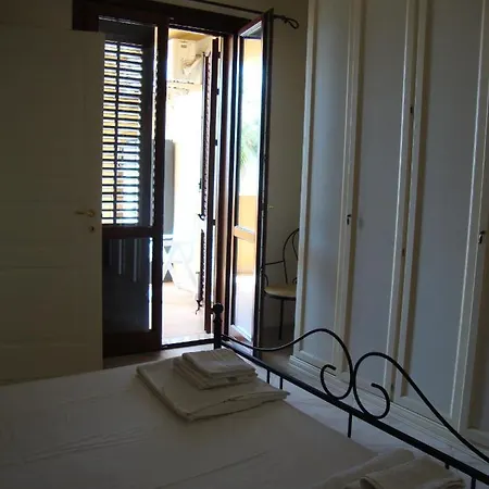 Virgilio Apartment *